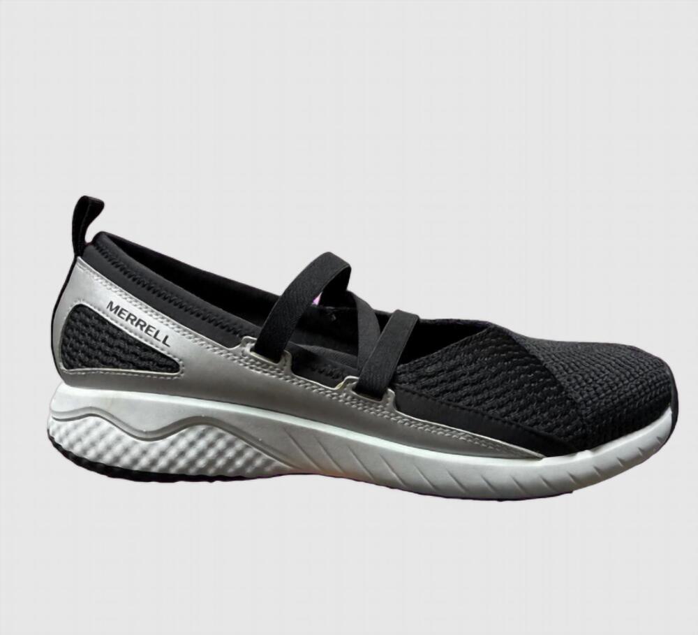 NEW MERRELL women's slip on shoe in black